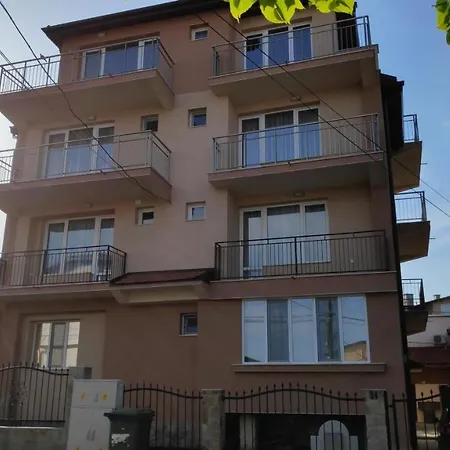 къща за гости снежа/ Snezha Guest house Obzor